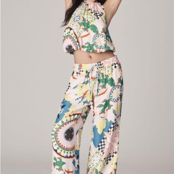 Anthropologie Wide Leg Multicolor Pants Vibrant Abstract Design - Picture 4 of 10